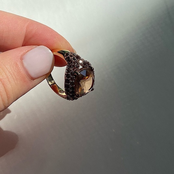 Swarovski champagne color crystal cocktail ring - Picture 15 of 15